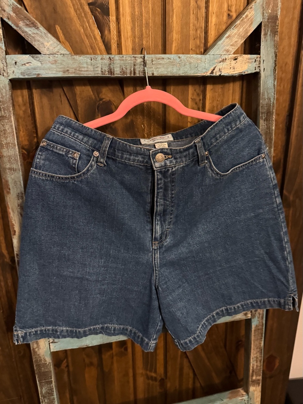Cherokee Vintage High-Rise Denim Women’s Shorts - Blue